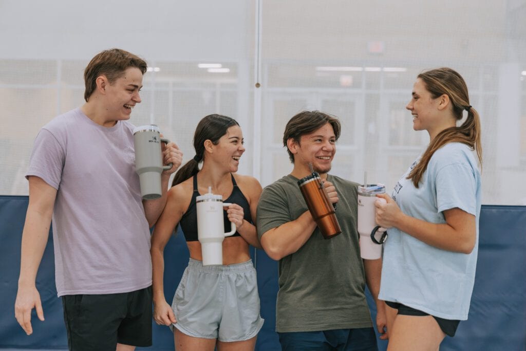SAU Students sip on their Stanleys.