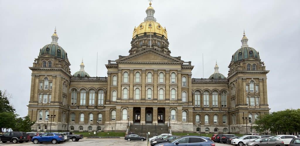 Des Moines State Capital Building.